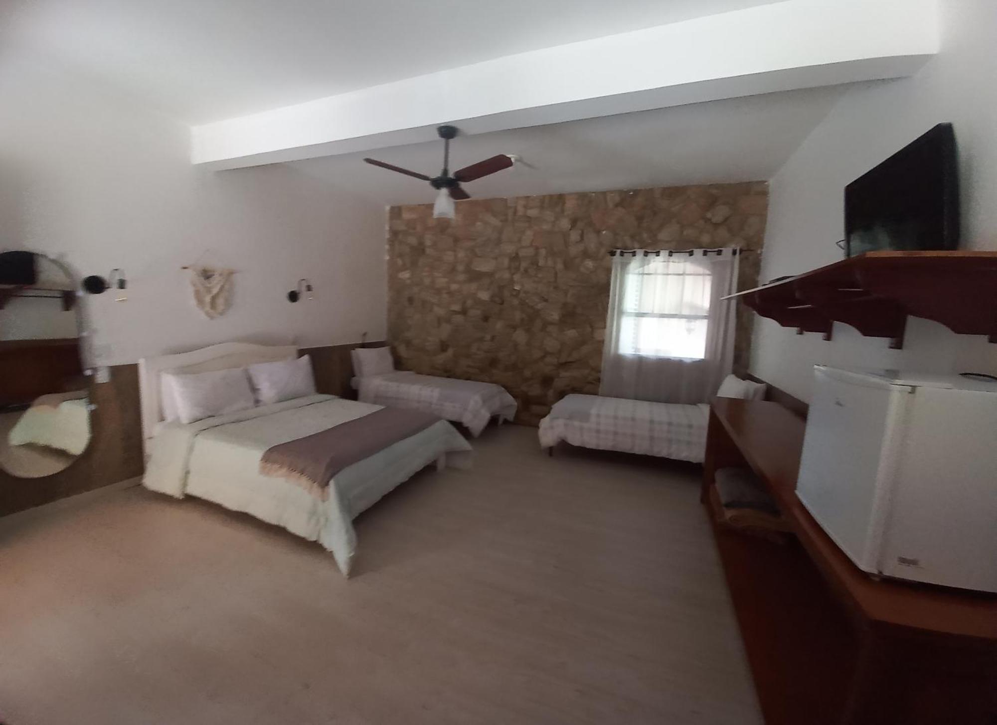 Casa de hóspedes Recanto Caminho águas *